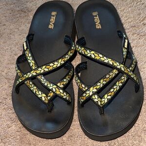 Teva Black Wedge Flip Flop Sandals with Crisscross Straps. Size 8